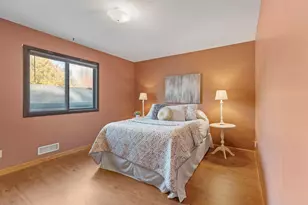 13573 Everton Ave, Apple Valley, MN 55124 - Photo 11