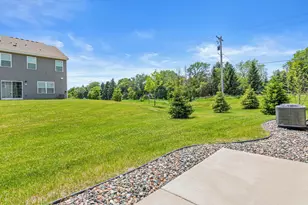 5092 Stable View Dr, Woodbury, MN 55129 - Photo 35