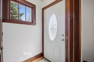 615 9th St SW, Rochester, MN 55902 - Photo 5