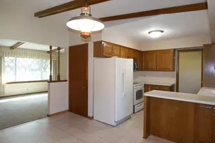 164 Linden Dr, Apple Valley, MN 55124 - Photo 3