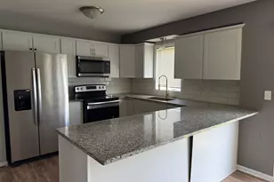 211 Fischer St NW, Montgomery, MN 56069 - Photo 5