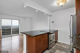 410 Groveland Ave, Minneapolis, MN 55403 - Photo 9