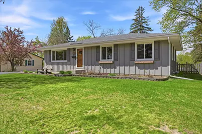 8508 Quinn Avenue S, Bloomington, MN 55437 - Photo 3
