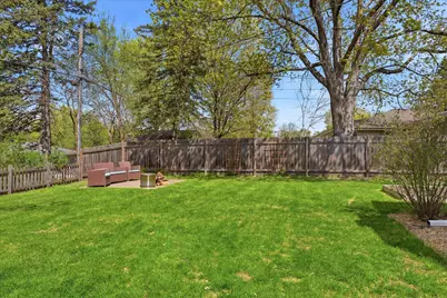 8508 Quinn Avenue S, Bloomington, MN 55437 - Photo 15