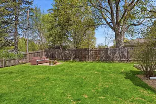 8508 Quinn Ave S, Bloomington, MN 55437 - Photo 15