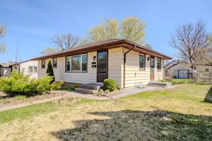 4530 Colorado Ave N, Crystal, MN 55422 - Photo 3