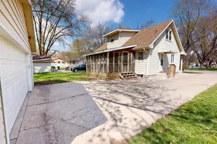 1112 15th St SW, Willmar, MN 56201 - Photo 5