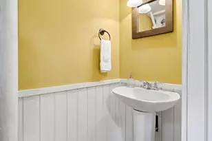 133 Park Ln, Hopkins, MN 55343 - Photo 15