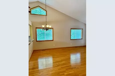 736 E Nicollet Boulevard, Burnsville, MN 55337 - Photo 11