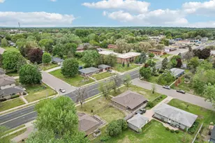 2016 W 90th St, Bloomington, MN 55431 - Photo 45