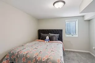 2016 W 90th St, Bloomington, MN 55431 - Photo 31