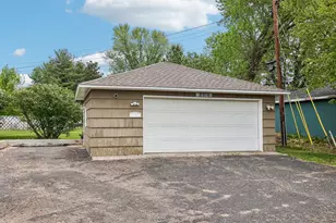 2016 W 90th St, Bloomington, MN 55431 - Photo 37