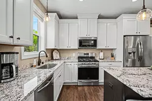 14046 Burgundy Ave, Rosemount, MN 55068 - Photo 11