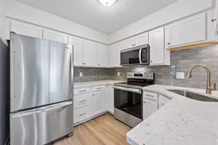 4201 Hemlock Ln N, Plymouth, MN 55441 - Photo 7
