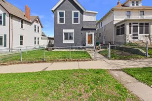 750 Robert Street S, Saint Paul, MN 55107 - Photo 1