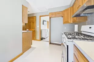 750 Robert Street S, Saint Paul, MN 55107 - Photo 21