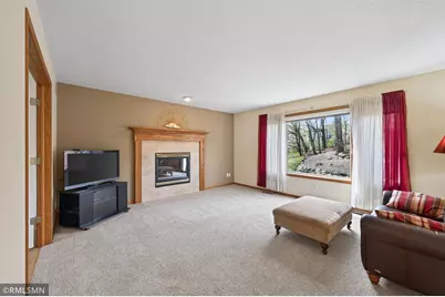 8549 Woodland Curve, Saint Bonifacius, MN 55375 - Photo 7
