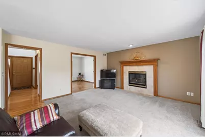 8549 Woodland Curve, Saint Bonifacius, MN 55375 - Photo 9