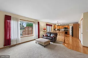 8549 Woodland Curve, Saint Bonifacius, MN 55375 - Photo 7