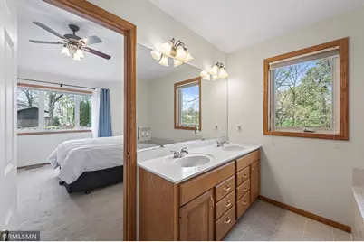 8549 Woodland Curve, Saint Bonifacius, MN 55375 - Photo 21