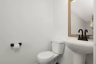 2734 Randolph St NE, Minneapolis, MN 55418 - Photo 25