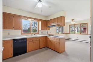1430 8th Ave, Baldwin, WI 54002 - Photo 5