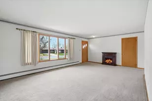 1430 8th Ave, Baldwin, WI 54002 - Photo 3