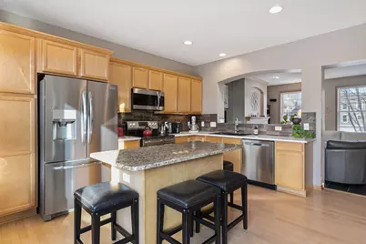 10756 Falling Water Lane #B, Woodbury, MN 55129 - Photo 9