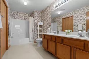 3825 Linden Ave, White Bear Lake, MN 55110 - Photo 21