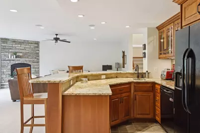 5729 Linden Avenue N, Lake Elmo, MN 55042 - Photo 43