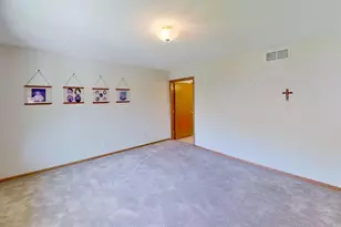 116 S 5th St, Marshall, MN 56258 - Photo 25