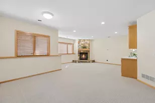 18225 39th Ave N, Plymouth, MN 55446 - Photo 33