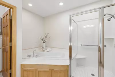 18225 39th Avenue N, Plymouth, MN 55446 - Photo 25