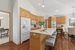 18225 39th Ave N, Plymouth, MN 55446 - Photo 13