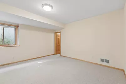 18225 39th Avenue N, Plymouth, MN 55446 - Photo 39