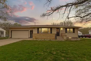 305 9th Ave SE, Waseca, MN 56093 - Photo 43