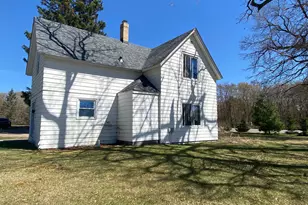35264 Dolphin St NW, Princeton, MN 55371 - Photo 3