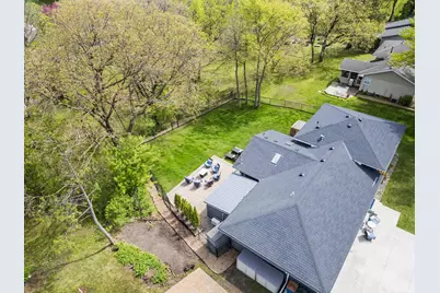 4916 Overlook Drive, Bloomington, MN 55437 - Photo 43