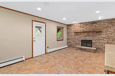8081 Carmen Avenue, Inver Grove Heights, MN 55076 - Photo 21