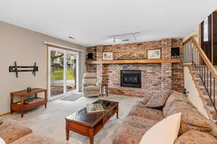 1005 Aston Cir, Burnsville, MN 55337 - Photo 3