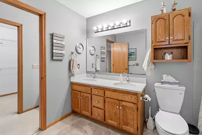 1005 Aston Circle, Burnsville, MN 55337 - Photo 23