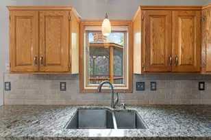 12366 Buckthorn Tr, Rogers, MN 55374 - Photo 9