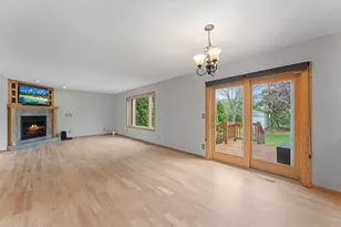 12366 Buckthorn Tr, Rogers, MN 55374 - Photo 15