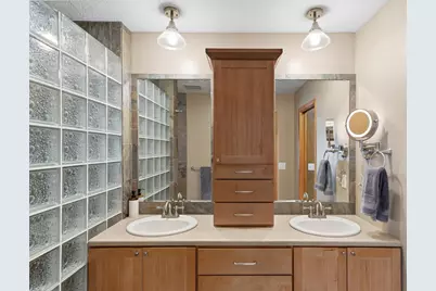 6655 Tanager Lane, Eden Prairie, MN 55346 - Photo 27
