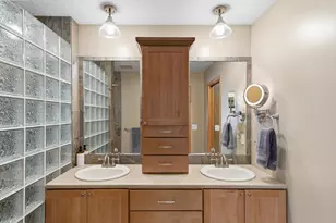 6655 Tanager Ln, Eden Prairie, MN 55346 - Photo 27