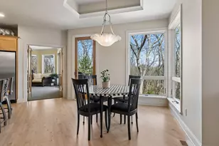23171 Woodland Ridge Dr, Lakeville, MN 55044 - Photo 15