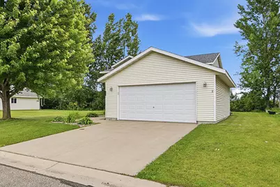 555 Willow Avenue, Eden Valley, MN 55329 - Photo 5