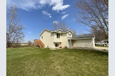 555 Willow Avenue, Eden Valley, MN 55329 - Photo 5