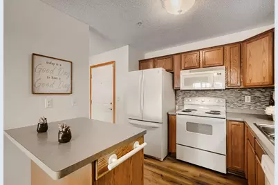 2231 Penn Place #120, North Saint Paul, MN 55109 - Photo 3
