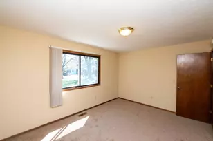 7552 15th Street Ln N, Oakdale, MN 55128 - Photo 9